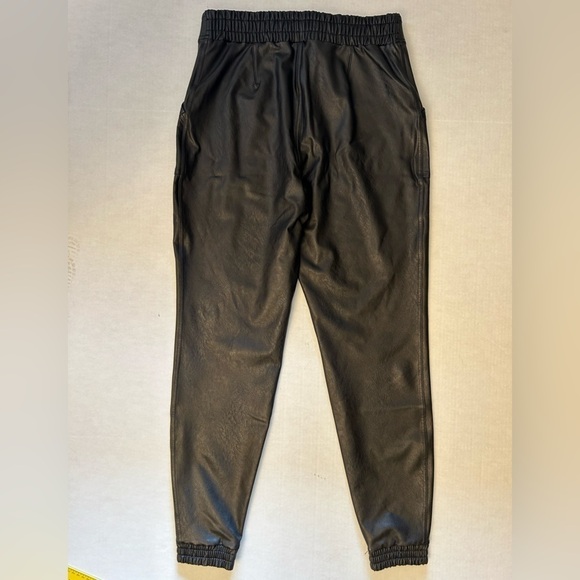 SPANX women’s black faux leather jogger pull on pants with front pockets Sz-L. - Picture 4 of 13